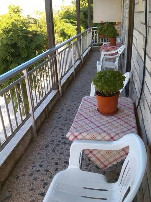 Mangoseaview Home1 네아 로다 외부 사진