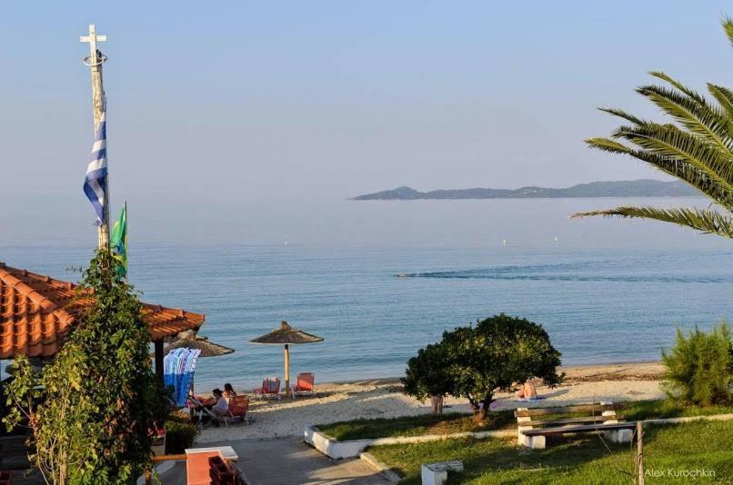 Mangoseaview Home1 네아 로다 외부 사진