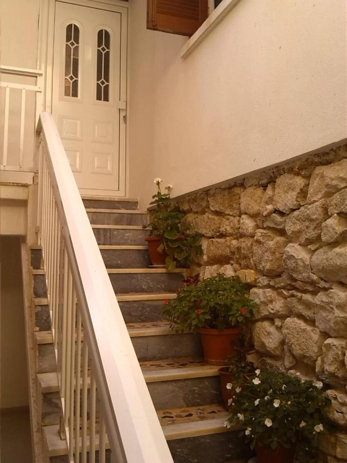 Mangoseaview Home1 네아 로다 외부 사진